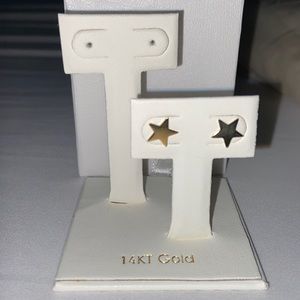 14kt Gold Star Stud Earrings